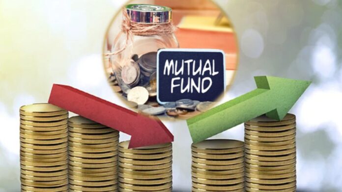 Mutual Fund: म्यूचुअल फंड में बढ़ती दिलचस्पी, AUM 5.89 लाख करोड़ से 53.4 लाख करोड़ तक पहुंचा!