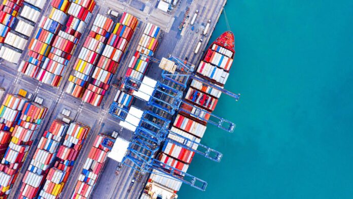 China-US trade: भारत की गिरती पोजीशन के बावजूद मजबूत हुई उम्मीदें, चीन-अमेरिका व्यापार युद्ध से फायदा