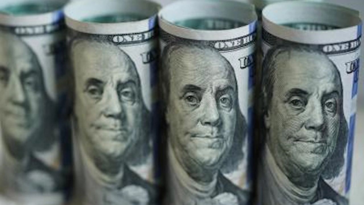 Remittance: अमेरिका के नए टैक्स से डगमगाएगा भारत का डॉलर संतुलन! मुश्किलों का नया दौर शुरू