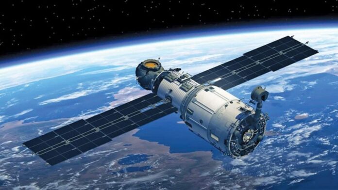 Satellite Internet Service: भारत में सैटेलाइट इंटरनेट सेवा शुरू करने के लिए सुरक्षा मानकों में बदलाव! जानें पूरा मामला