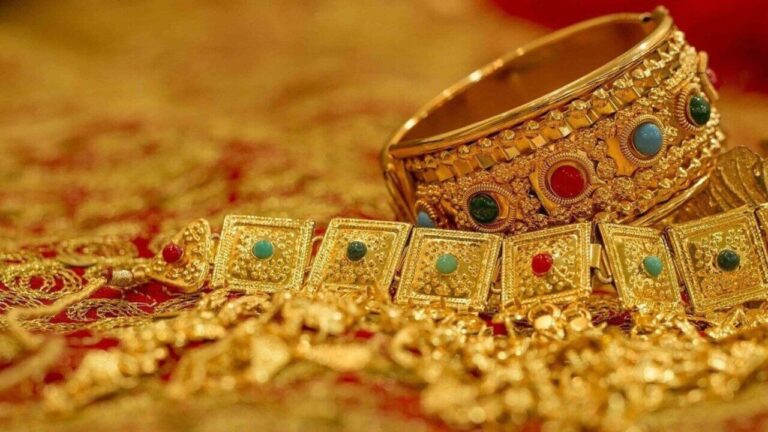 Gold Prices: भारत में सोने की कीमतों में भारी गिरावट! 10 ग्राम सोने की कीमत 94,060 रुपये