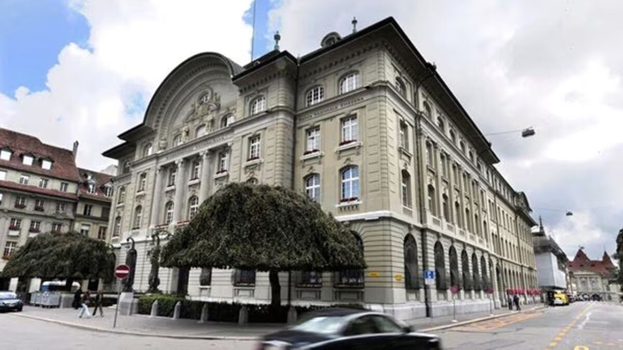 Swiss Bank: अब घर बैठे स्विस बैंक अकाउंट खोलना हुआ आसान पर शर्तें भी कड़ी! भारत से करें ऑनलाइन आवेदन