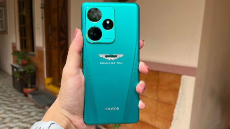 Realme GT 7 की धमाकेदार एंट्री! जानिए इस Dream Edition में ऐसा क्या है जो सबको बना रहा दीवाना