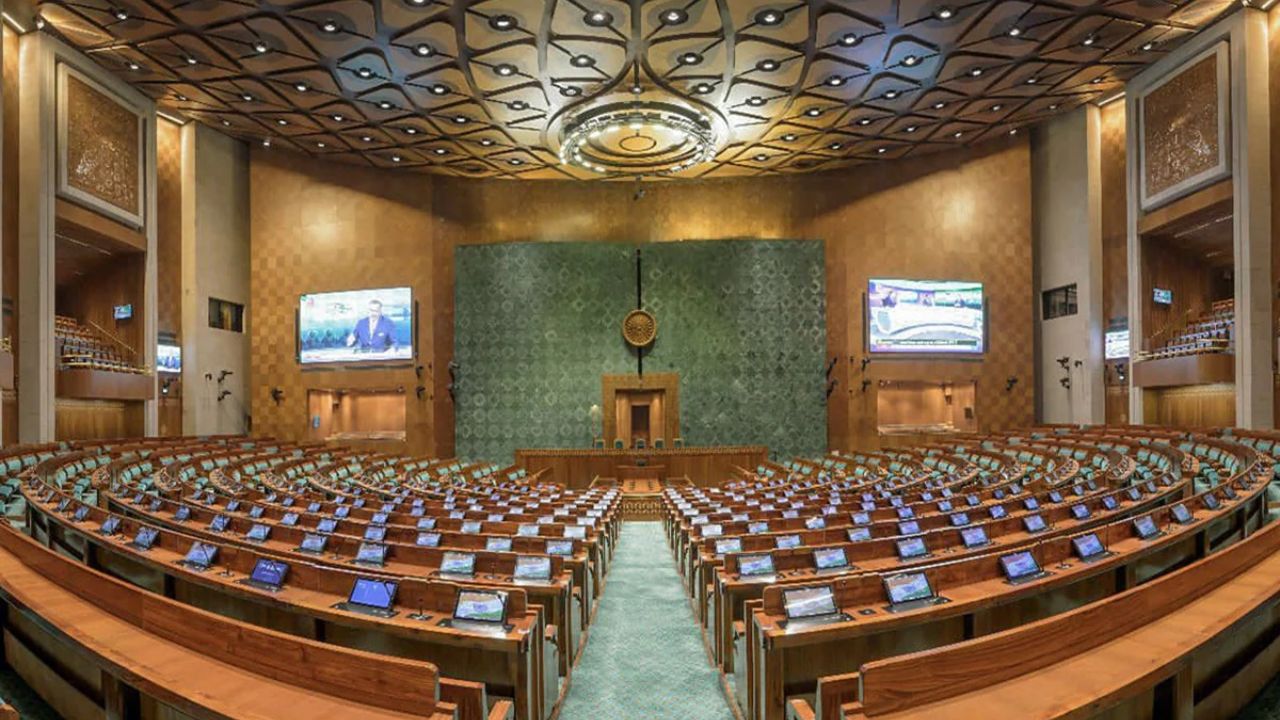 Parliament Monsoon Session: संसद में मचेगा सियासी तूफान या शांति का संदेश? मानसून सत्र की तारीख तय 21 जुलाई से होगी असली परीक्षा