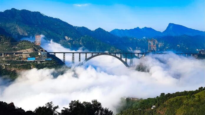 Chenab Railway Bridge: इतिहास रचने को तैयार चिनाब ब्रिज! दुनिया के सबसे ऊंचे रेलवे पुल चिनाब ब्रिज के उद्घाटन की तारीख तय
