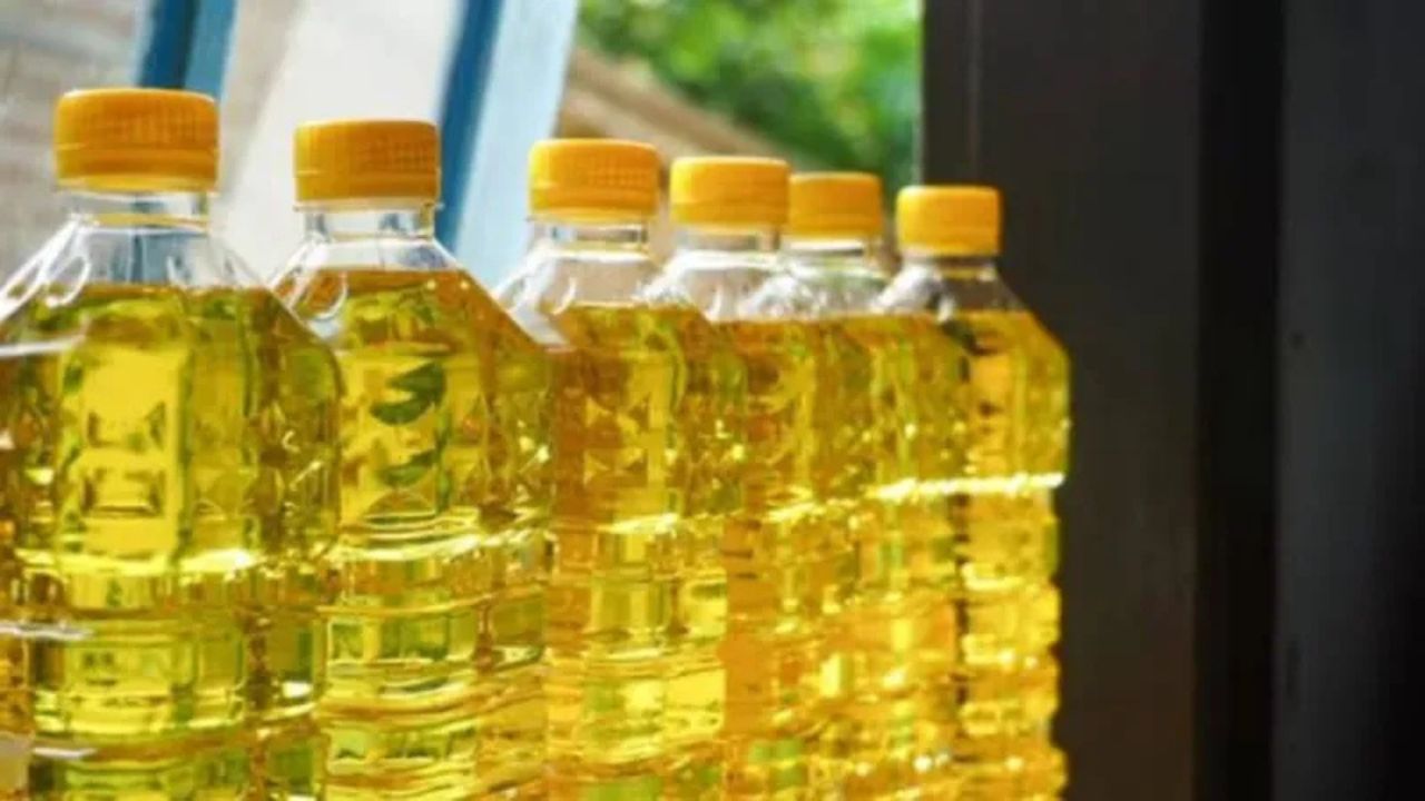 Inflation: महंगाई पर सरकार का वार! आम जनता को बड़ी राहत, खाने के तेल पर टैक्स में भारी कटौती