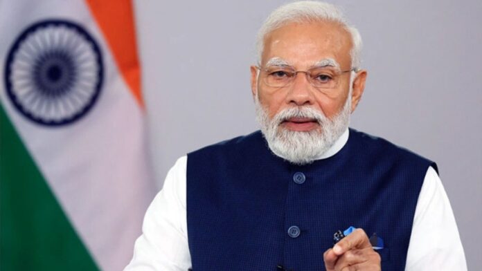 Emergency Diaries: प्रधानमंत्री मोदी ने साझा कीं इमरजेंसी डायरीज़, बताया कैसे सीखी लोकतंत्र की असली कीमत उस दौर में