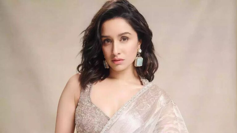 Shraddha Kapoor: 15 सालों के सफर में कैसे चमकी श्रद्धा कपूर की किस्मत! जानिए किसके साथ रही सुपरहिट जोड़ी