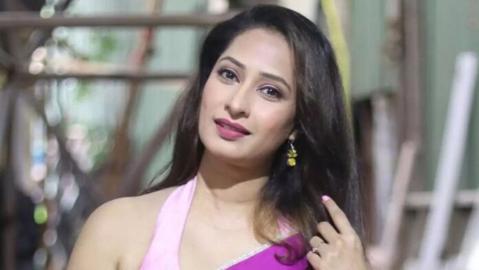 Priya Marathe Death: पवित्र रिश्ता फेम एक्ट्रेस प्रिया मराठे का 38 साल की उम्र में कैंसर से निधन