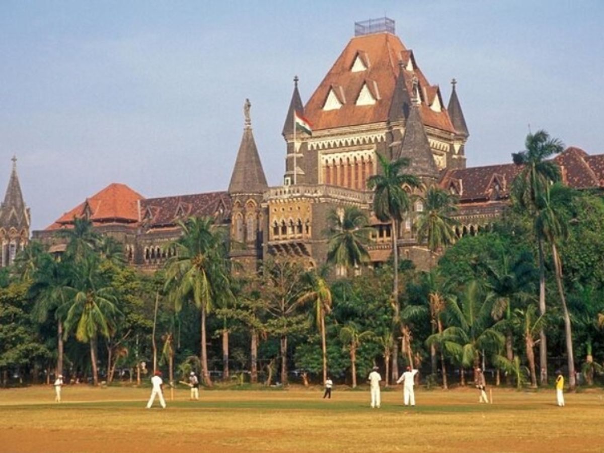 Bombay High Court: बॉम्बे हाईकोर्ट का फैसला, मनोज जरांगे बिना अनुमति नहीं कर पाएंगे प्रदर्शन