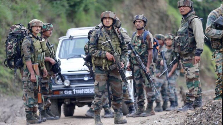 LOC पर घुसपैठ नाकाम! आज़ादी के जश्न से पहले घाटी में बढ़ा अलर्ट, Indian Army ने फिर लहराया जीत का परचम
