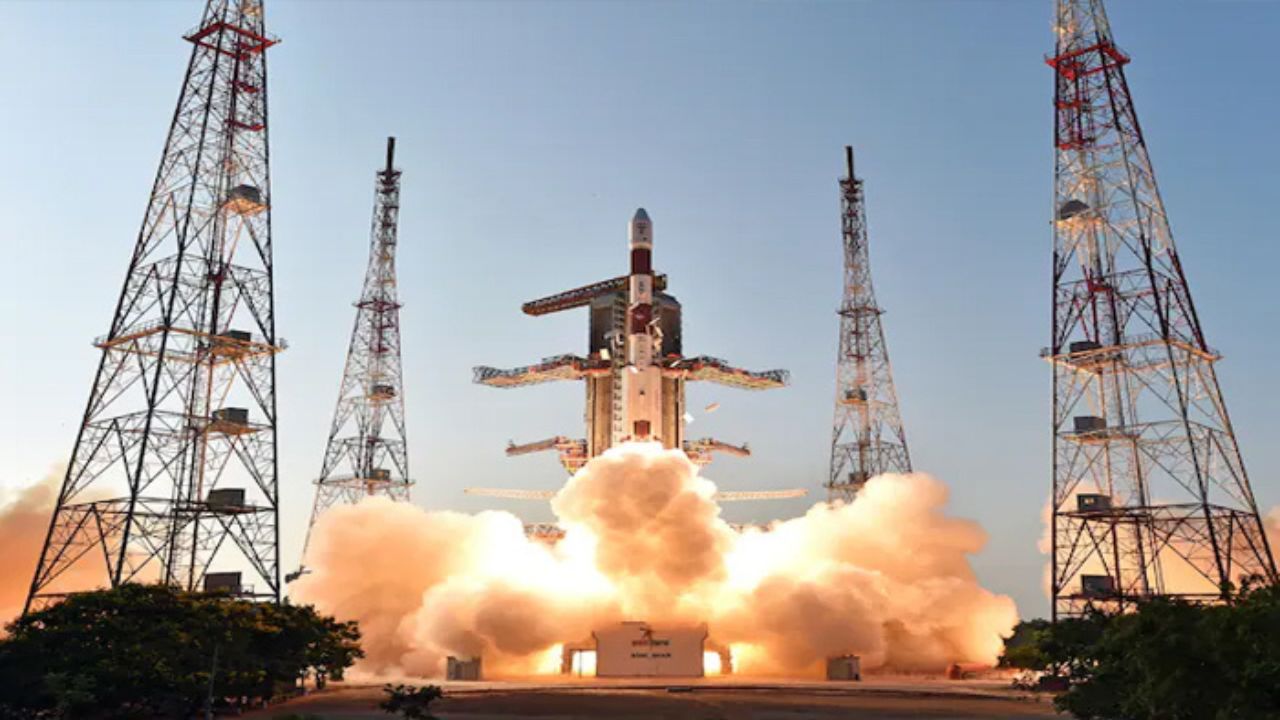  40 मंज़िला इमारत जितना ऊंचा होगा ISRO का नया रॉकेट! 75 टन पेलोड ले जाने की ताकत, भारत की अंतरिक्ष यात्रा में आने वाला है ऐतिहासिक मोड़