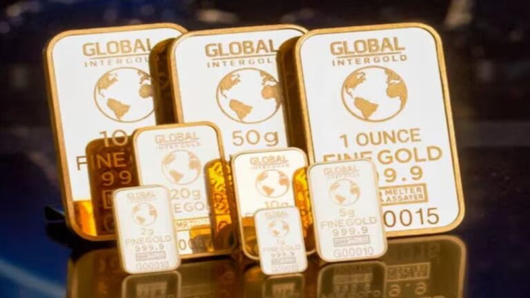 Gold Price Today: सोने-चांदी के दामों में धड़ाधड़ गिरावट, MCX पर जानें आज का रेट