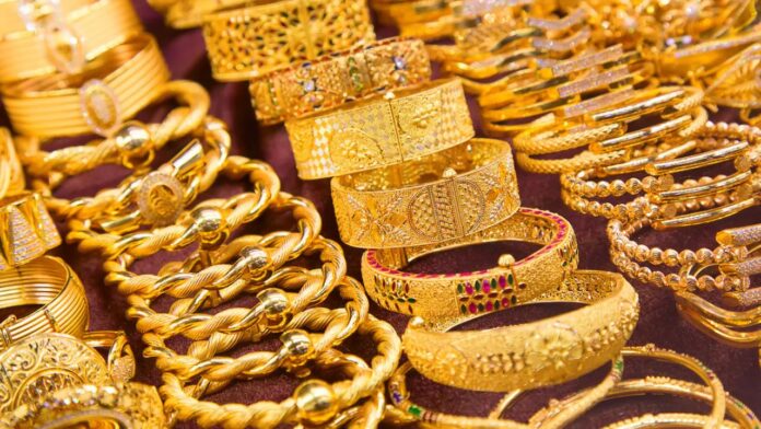 Gold Price: नवरात्रि में सोना-चांदी के दामों में लगातार बढ़ोतरी, 10 ग्राम सोने का भाव ₹1,12,810 तक पहुंचा
