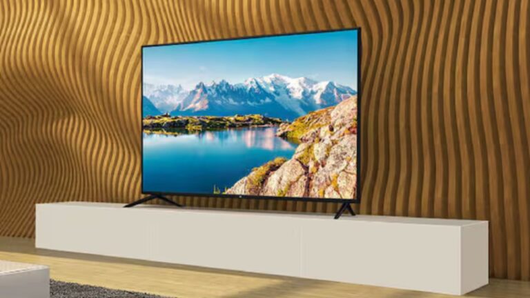 55-inch TCL Smart TV आपके घर को बनाए थिएटर, Amazon Festival Sale में मिल रहा है सबसे सस्ता ऑफ़र