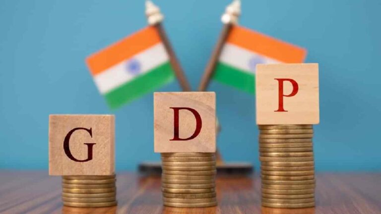 सीतारमण ने कहा भारत 2047 तक विकसित बनने के लिए 8% GDP लक्ष्य पर केंद्रित, वैश्विक तनावों में अवसर तलाश