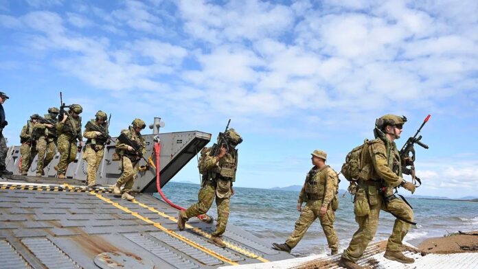 भारत की सैन्य तैयारी से घबराया पाकिस्तान, हवाई रास्ते बंद कर जारी किया NOTAM अलर्ट! भारत की सैन्य तैयारी से घबराया पाकिस्तान, हवाई रास्ते बंद कर जारी किया NOTAM अलर्ट!