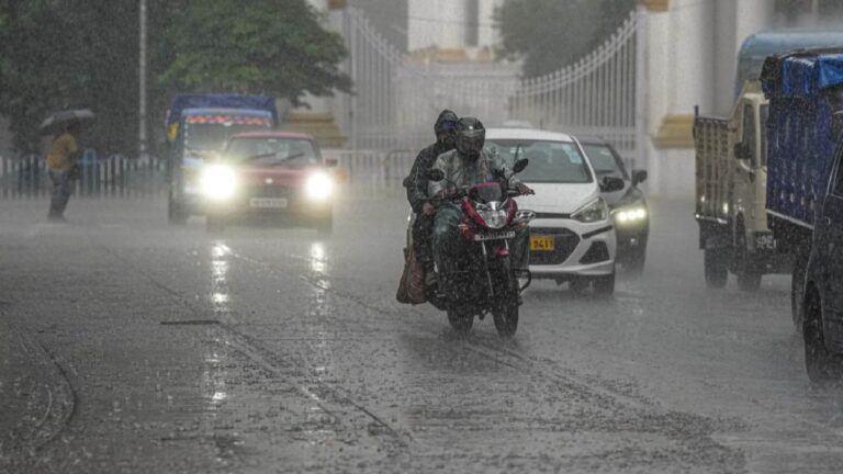 Weather Update: उत्तर भारत में नवंबर से बढ़ेगी ठंड, IMD का अलर्ट, कई राज्यों में तापमान रहेगा सामान्य से नीचे
