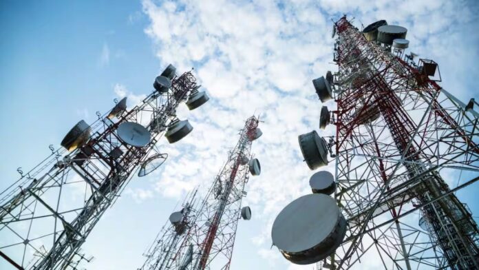 Telecom: 2026 में टेलीकॉम सेक्टर में बड़े बदलाव, सैटेलाइट इंटरनेट और महंगे रिचार्ज की तैयारी