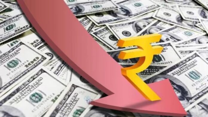 रुपया टूटा डॉलर के मुकाबले 90.96 पर, शेयर बाजार में भारी गिरावट ने बढ़ाया दबाव
