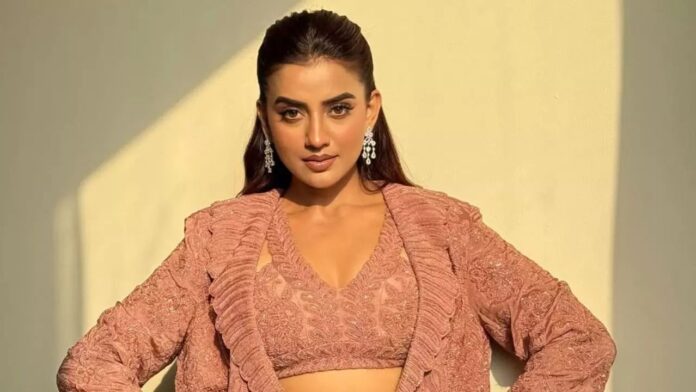 अक्षरा सिंह ने खुलासा किया, पवन सिंह के साथ पुराने रिलेशनशिप ने कैसे जिंदगी को किया प्रभावित
