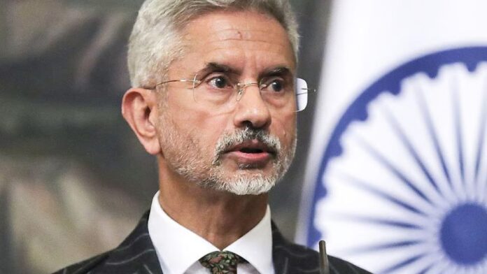 भारत ने ईरानी जहाज को दिया प्रवेश, मानवता और कानून दोनों को ध्यान में रखा