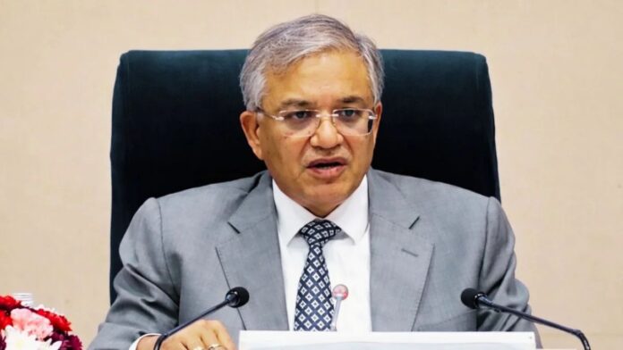 मुख्य चुनाव आयुक्त हटाने की मांग पर विपक्ष ने बनाई बड़ी रणनीति