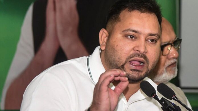 तेजस्वी यादव का एनडीए पर बड़ा हमला, महिला योजना को बताया धोखाधड़ी