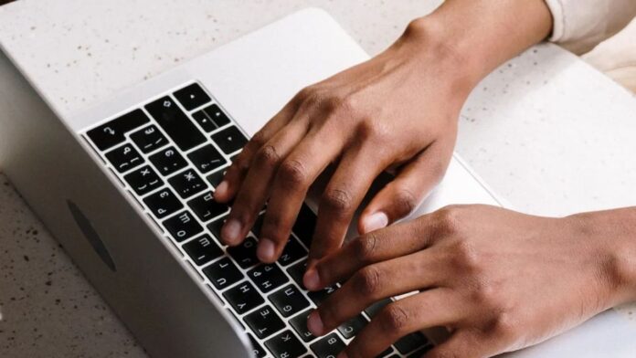 SSC भर्ती 2026 आवेदन प्रक्रिया शुरू अंतिम तारीख और फीस डिटेल्स जानें पूरी