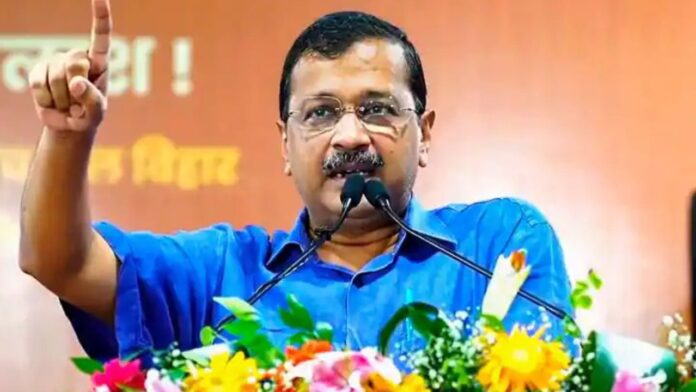 PM मोदी की अपील पर केजरीवाल ने पूछा क्या देश आर्थिक इमरजेंसी की तरफ बढ़ रहा