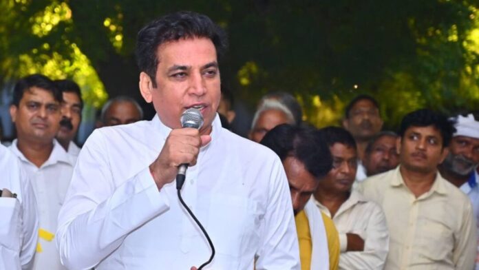 दिल्ली में पानी संकट पर सियासी घमासान, कांग्रेस ने BJP सरकार को घेरा