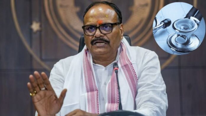 ब्रजेश पाठक का सख्त फैसला, लापरवाह डॉक्टरों पर गिरी गाज