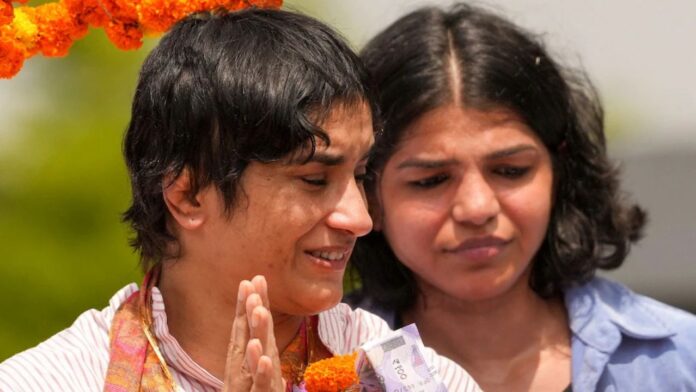 साक्षी मलिक का बड़ा आरोप विनेश फोगाट के ट्रायल नियमों पर मचा बवाल