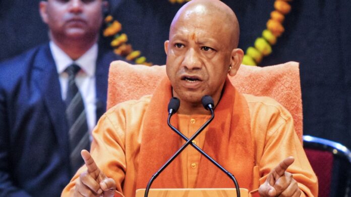 योगी कैबिनेट में बड़ा फेरबदल, वरिष्ठ मंत्रियों को मिली अहम जिलों की जिम्मेदारी