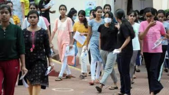 HSSC CET Group D 2026: आवेदन का आज आखिरी मौका, रात 11:59 बजे तक करें अप्लाई