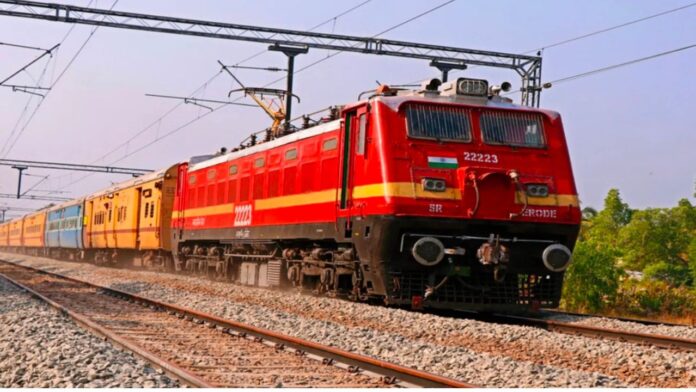 रेल यात्रियों के लिए राहत की खबर! अब बिजली के तार टूटने पर घंटों नहीं रुकेगी ट्रेन, रेलवे ला रहा नई तकनीक