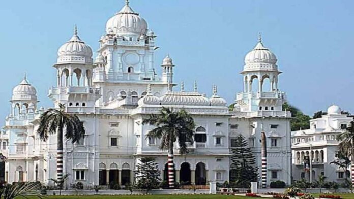 KGMU के सभी हॉस्टलों की मेस में नॉनवेज पर रोक, अब सिर्फ शाकाहारी भोजन मिलेगा