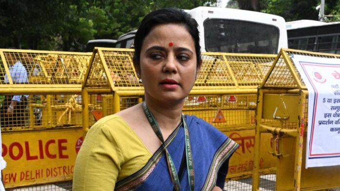 हेट स्पीच मामले में महुआ मोइत्रा पर कानूनी शिकंजा, कोर्ट ने जारी किया गिरफ्तारी वारंट
