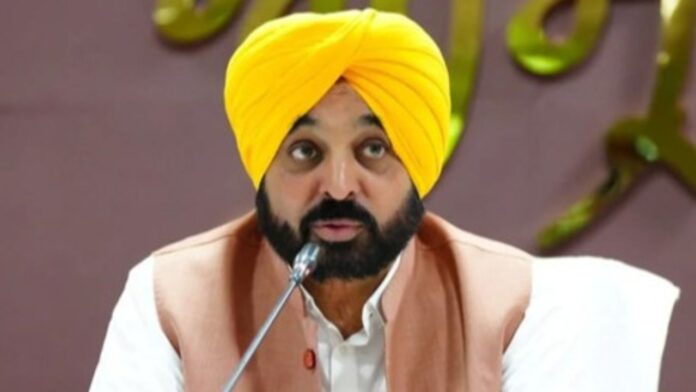 मजीठा में गरजे भगवंत मान, बादल-मजीठिया पर हमला; बोले- अब डर की राजनीति नहीं चलेगी