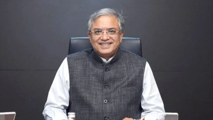 CEC ज्ञानेश कुमार को मिली कानूनी सुरक्षा क्या है, 2023 की धारा 16 पर क्यों उठ रहे हैं सवाल