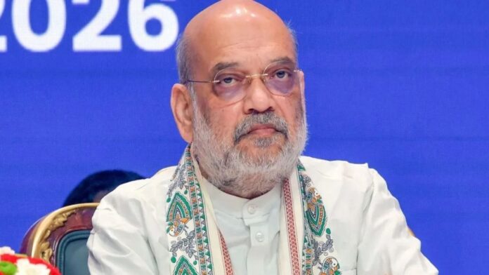 दुर्गा पंडाल हादसे के घायलों से मिले अमित शाह, पूजा समिति के सचिव-उपाध्यक्ष समेत 7 गिरफ्तार
